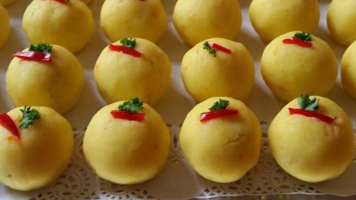 Boules Causa Thon Poivron rouge Persil